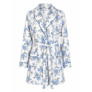 Laura Ashley Robe S/M Blue White Hydrangea Cottagecore Grandmillennial Chic Soft